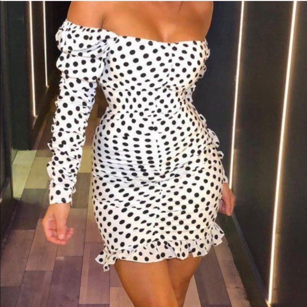 Off Shoulder Polka Dot Dress- Femme Luxe